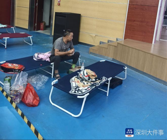 放应急避险点 暖心守护台风夜安全开元棋牌网站深外（集团）初中部开(图4)